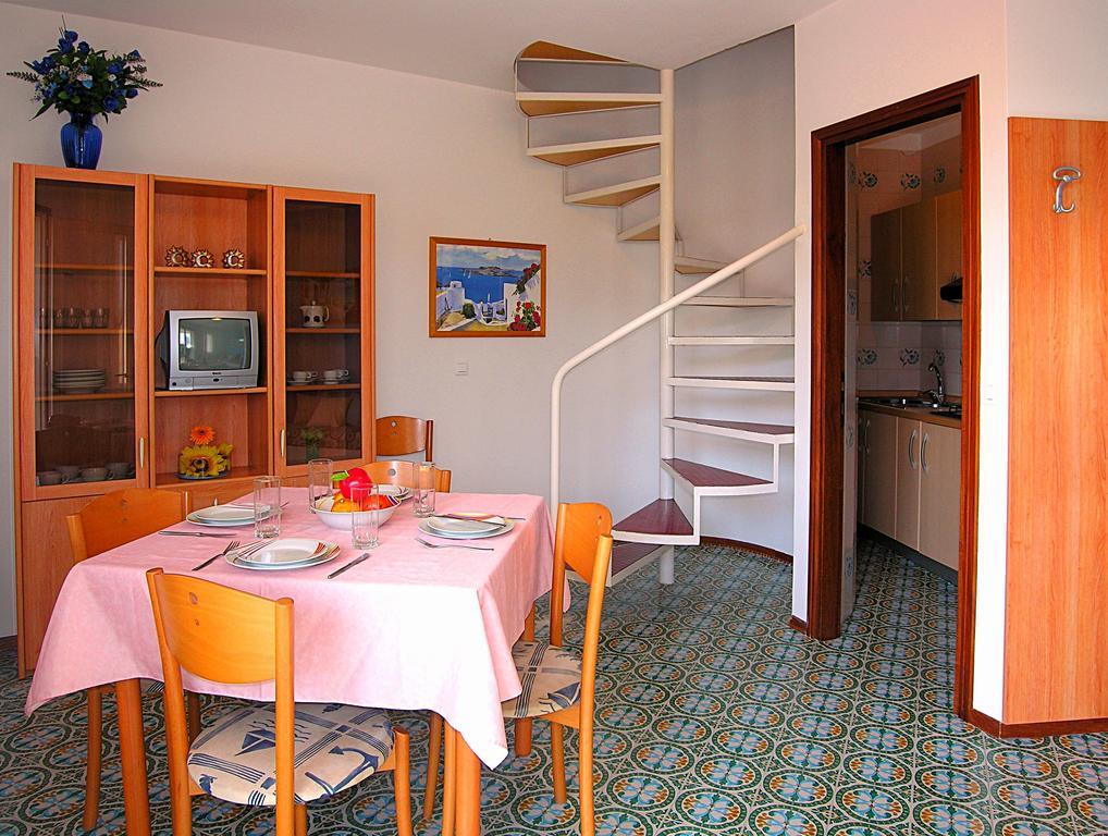Appartamenti Villaggio San Siro 比比翁 外观 照片